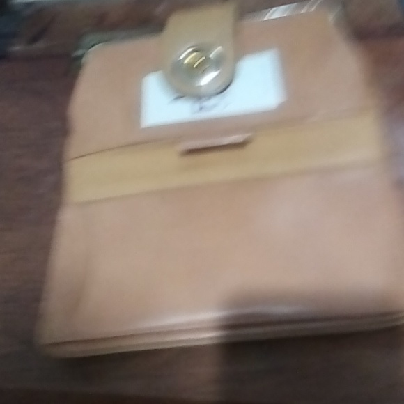 Fox genuine leather checkbook wallet. EUC.caramel colors. - Picture 6 of 6